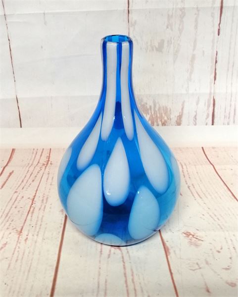 Large Blue & White Vase