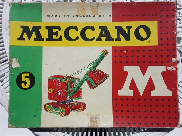 MECCANO OUTFIT 5 SOLD