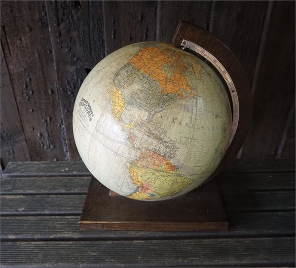Beautiful 1950s / 1940s German table Globe by Dietrich Reimers