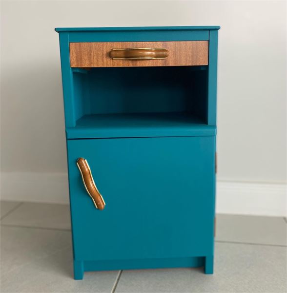Peacock retro bedside table with drawer